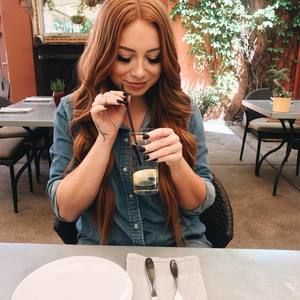 Meet your Posher, Allison